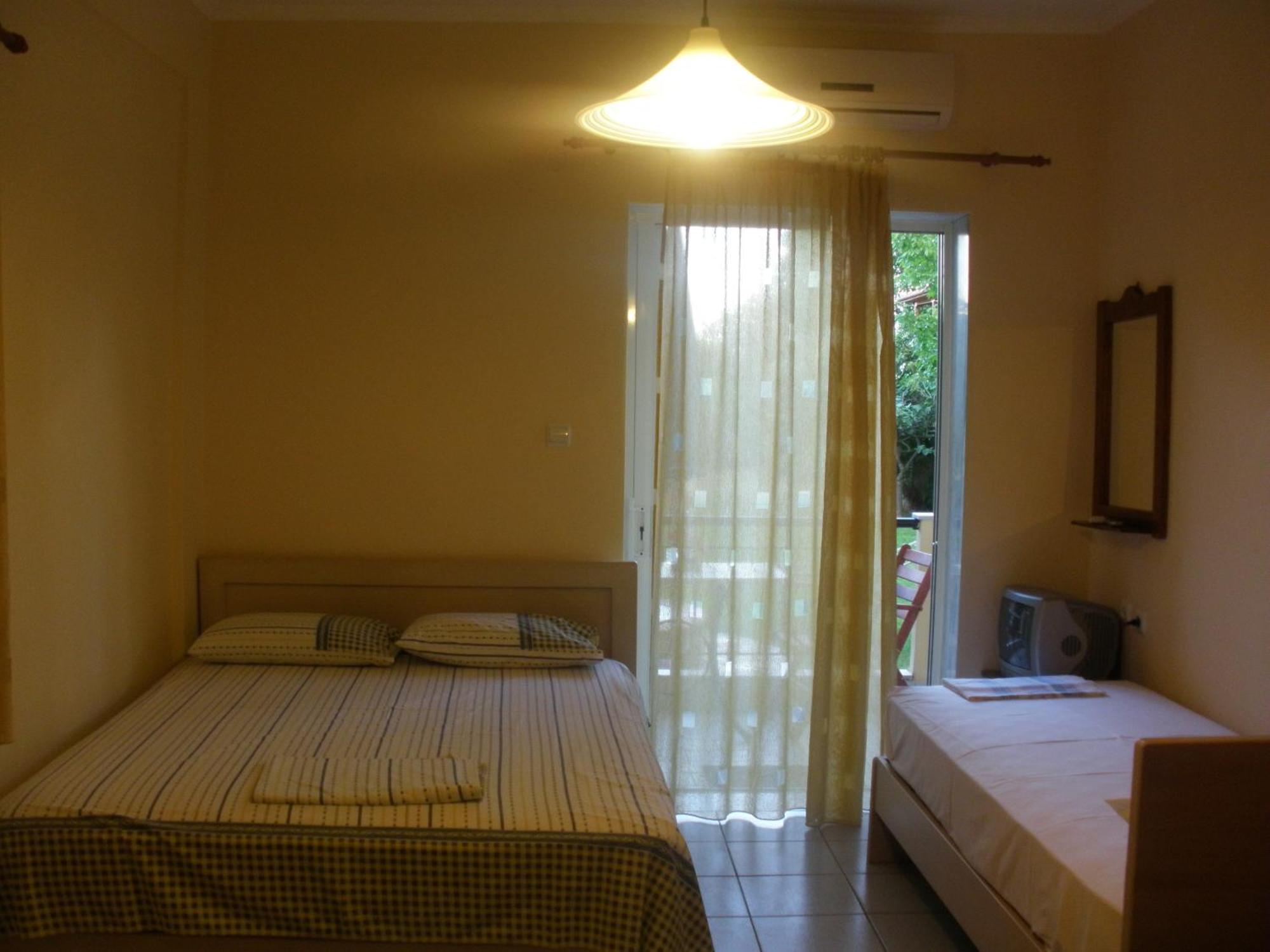 Dionysos Apartment Asprovalta Bagian luar foto